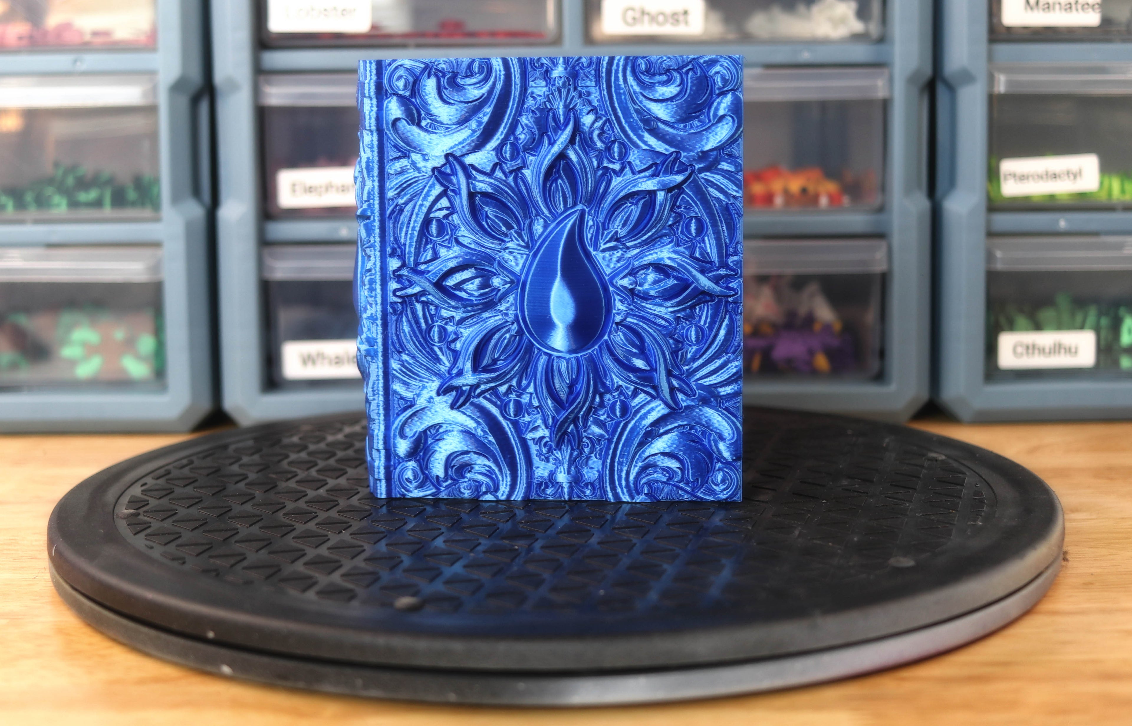 Fates End - Water Magic Dice Tome