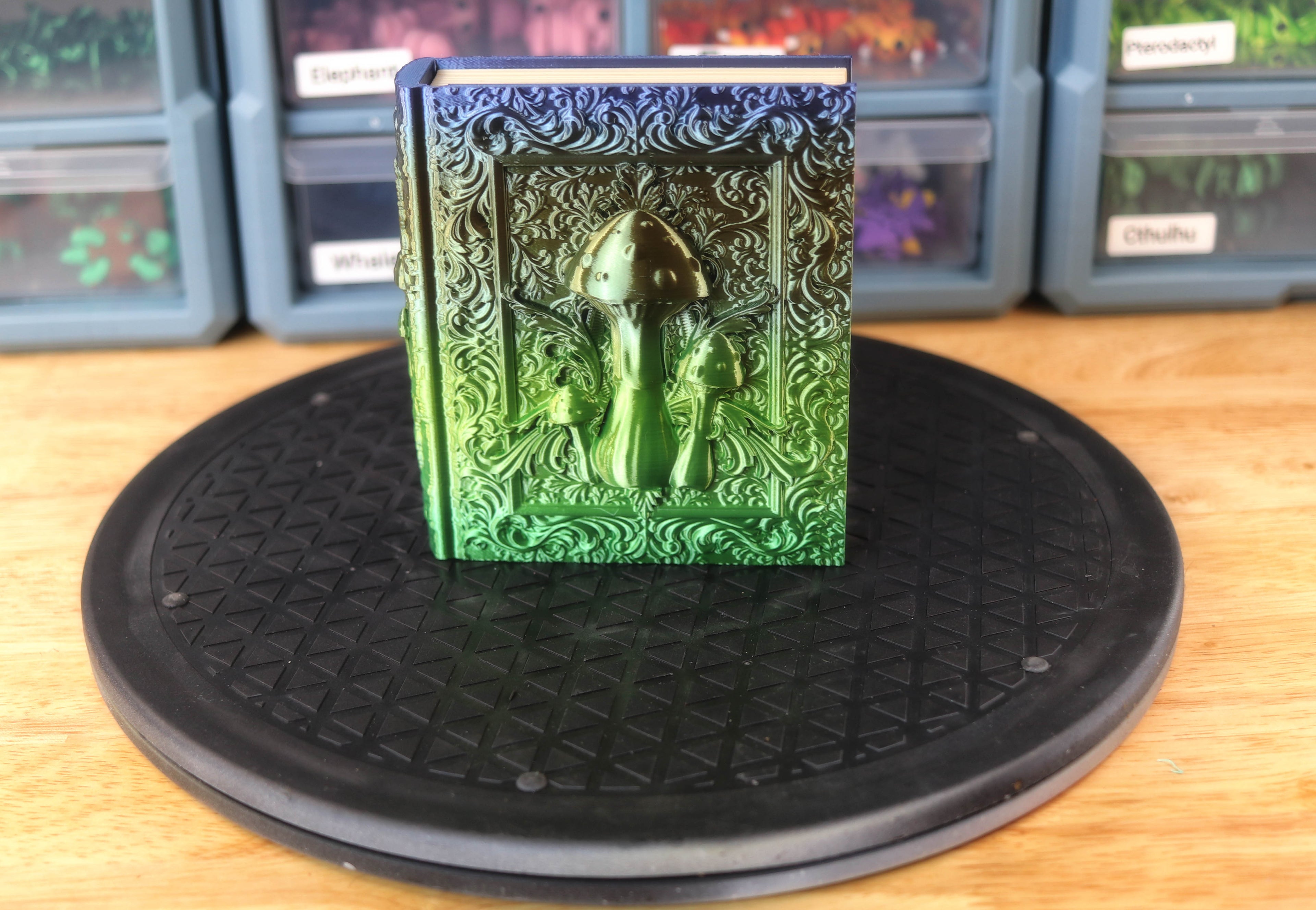 Fates End - Mushroom Dice Holder