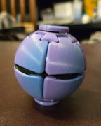 Squishy ball fidget